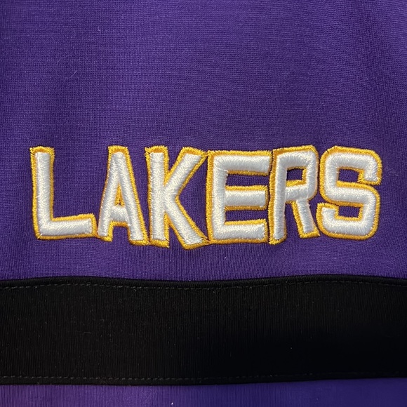 Authentic Lakers Zip Up Sweatshirt M - Picture 3 of 5